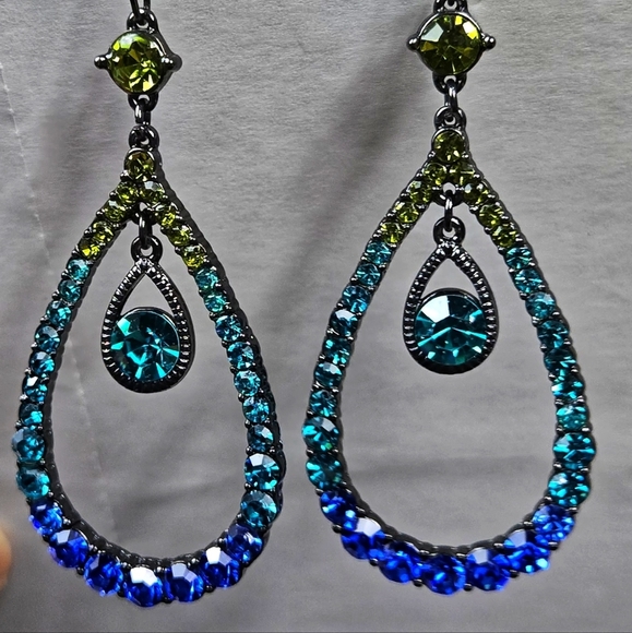 Elegant Blue and Green Rehnistone Teardrop Earrings - Picture 9 of 17